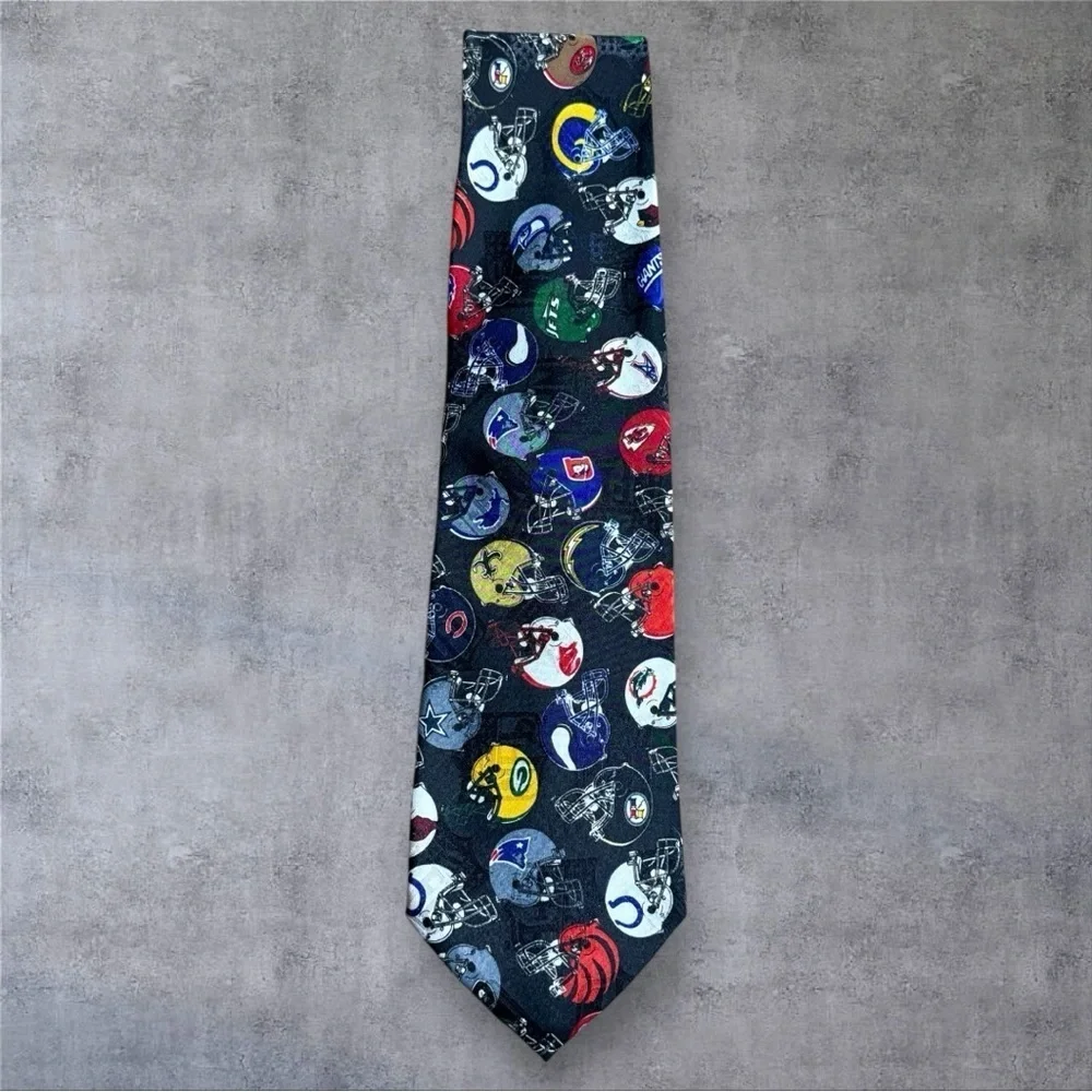 TEAM NFL Necktie Tie - All NFL Teams Logos - Made in USA - Vintage 57